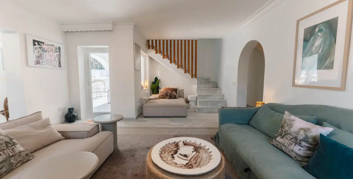 Short-term rent of detached villa in Costabella 19