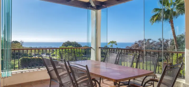 Venta de villa independiente en Altos de los Monteros 4