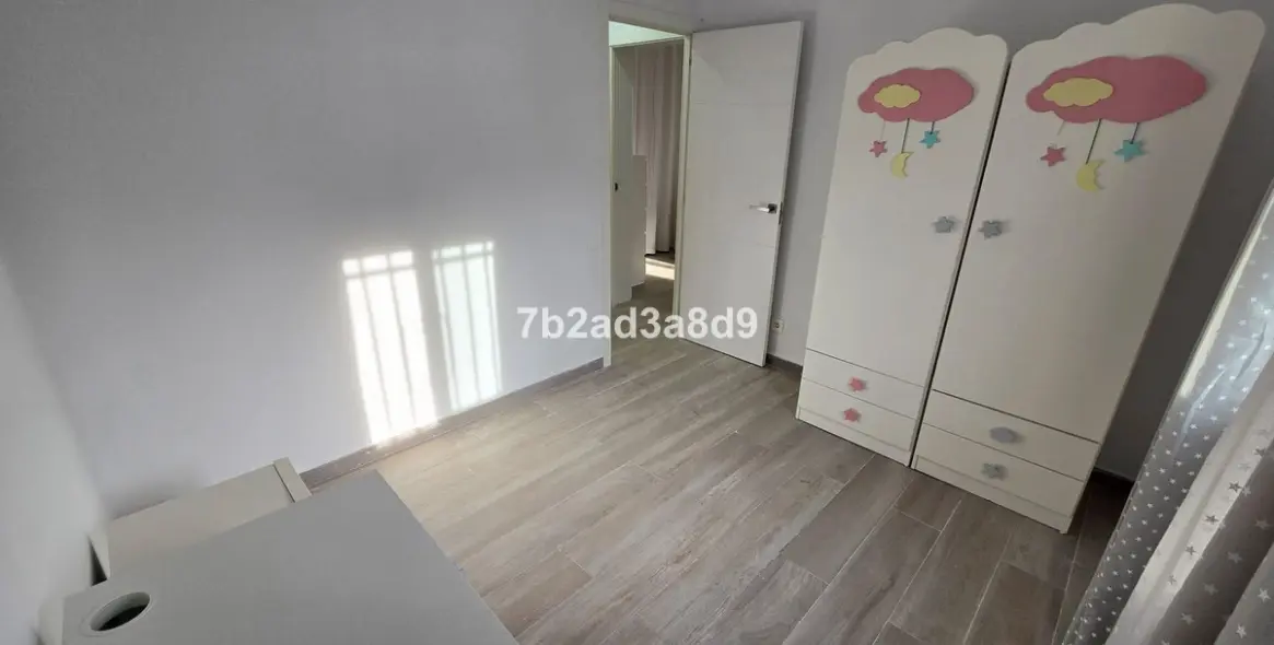 Long-term rent of townhouse in Atalaya 10