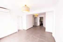Image 4 thumb