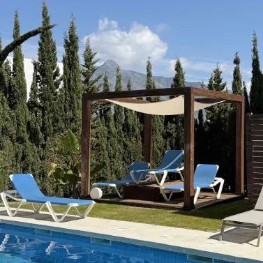 Venta de apartamento en planta baja en Nueva Andalucía