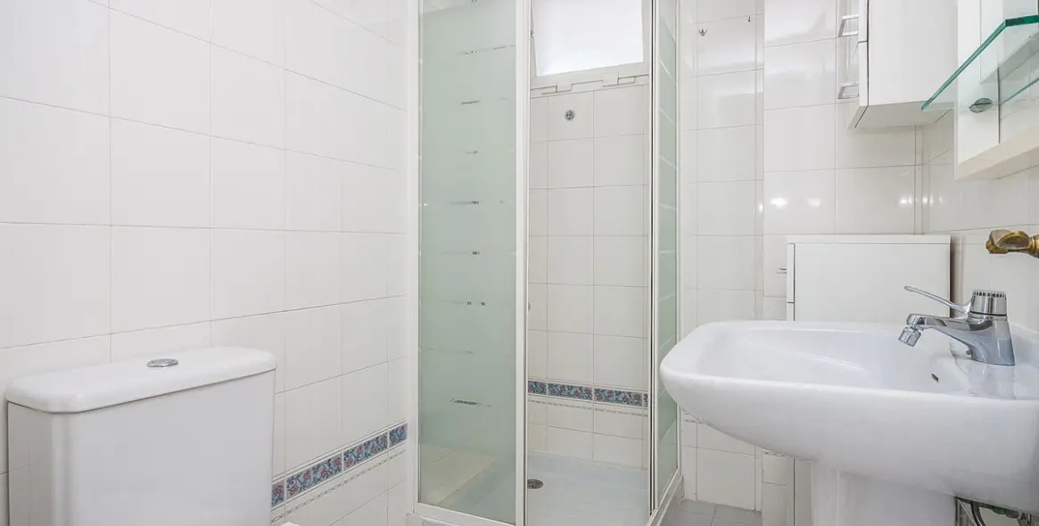 Продажа апартаментов на среднем этаже в Elviria 9