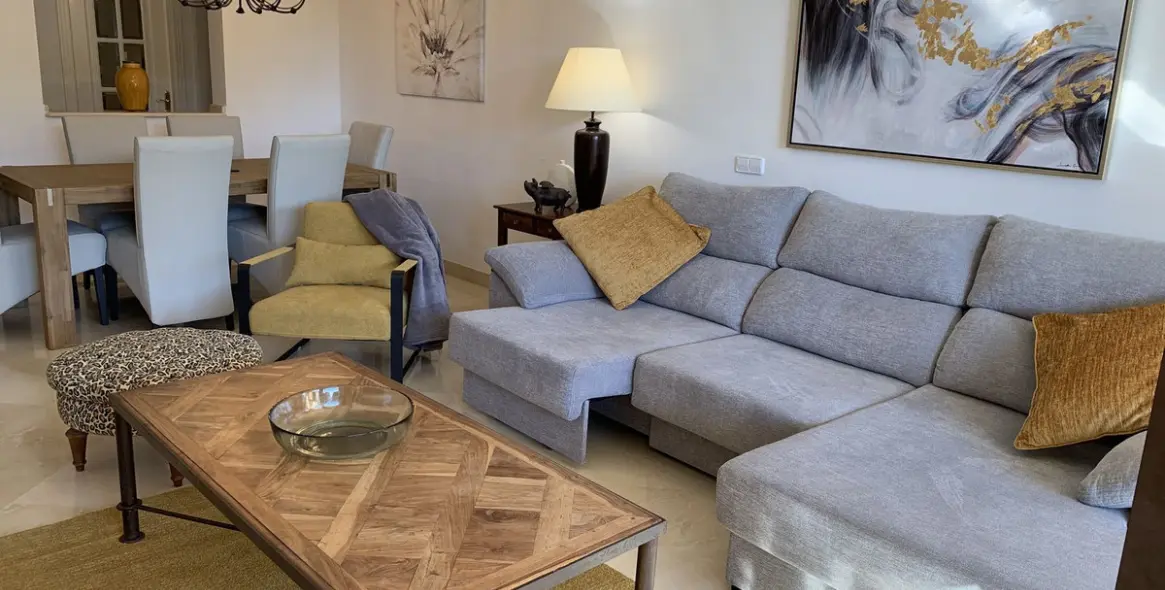 Продажа апартаментов на первом этаже в Los Arqueros 3