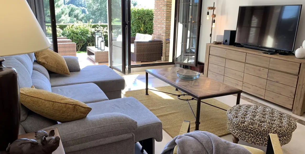 Продажа апартаментов на первом этаже в Los Arqueros 5