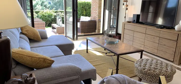 Venta de apartamento en planta baja en Los Arqueros 4