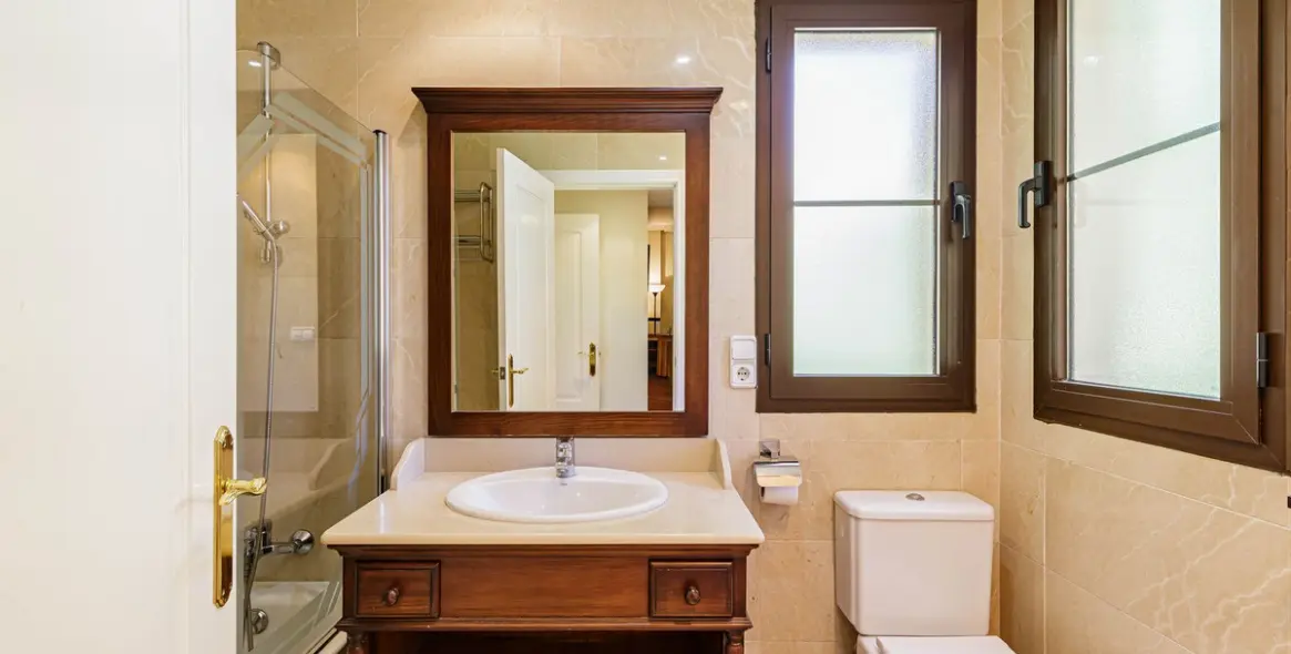 Продажа апартаментов на первом этаже в Los Arqueros 19