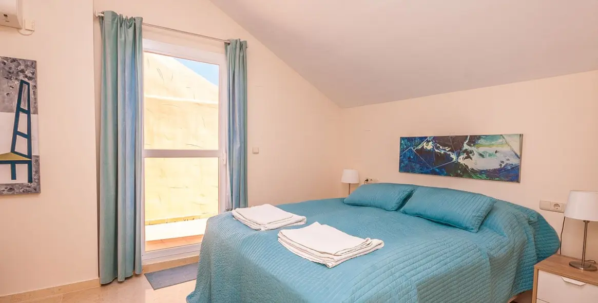 Venta de ático en Elviria 4