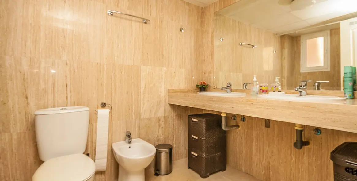 Venta de ático en Elviria 5