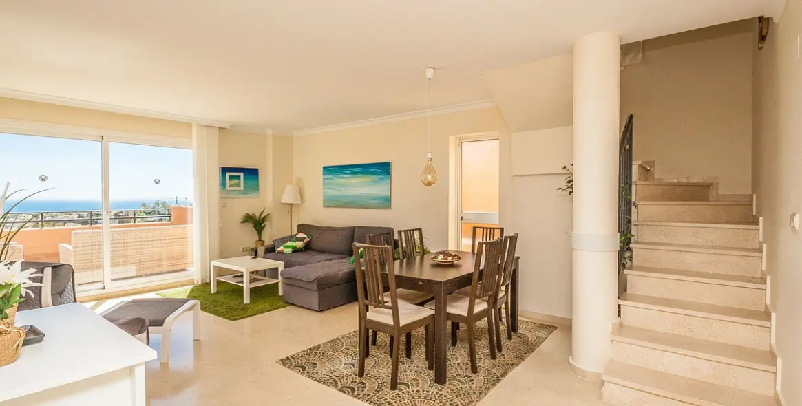 Venta de ático en Elviria 12