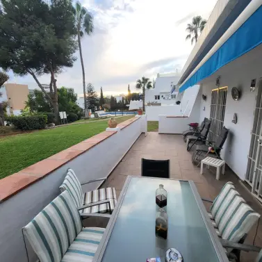 Venta de apartamento en planta baja en Nueva Andalucía