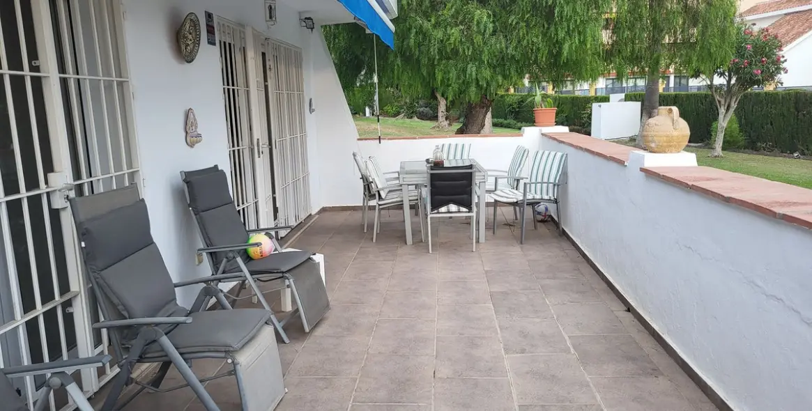 Продажа апартаментов на первом этаже в Nueva Andalucía 3