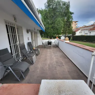 Venta de apartamento en planta baja en Nueva Andalucía