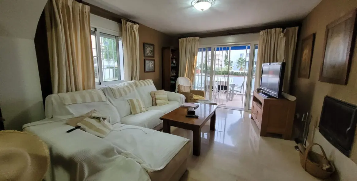 Продажа апартаментов на первом этаже в Nueva Andalucía 9