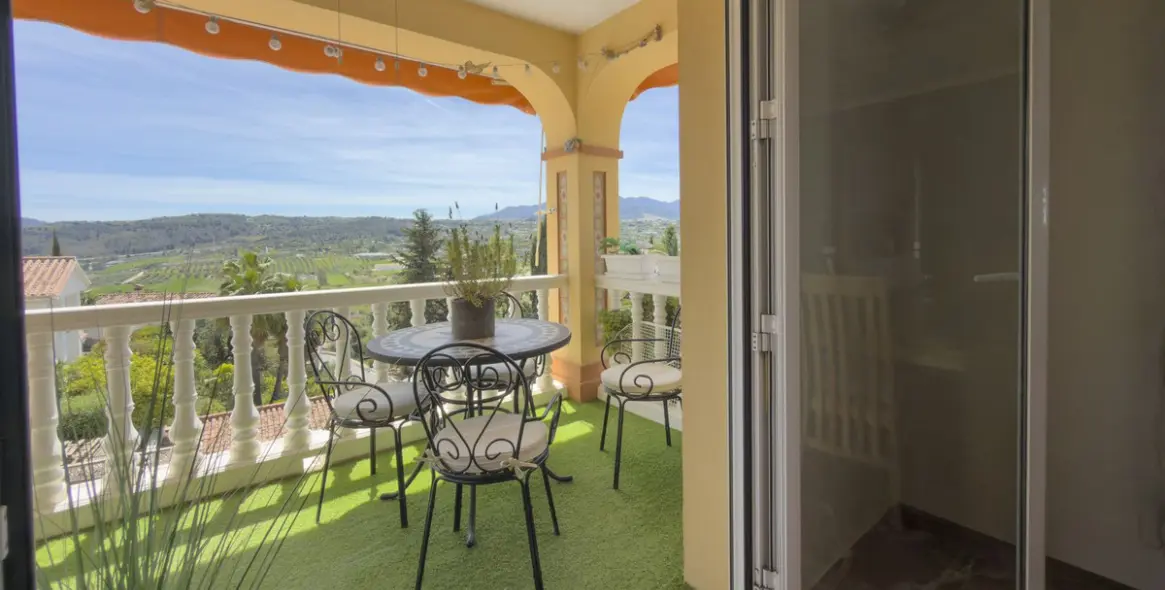 Продажа  отдельно стоящей виллы в Coín 11