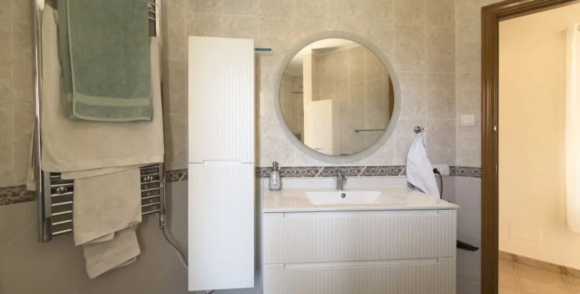 Продажа  отдельно стоящей виллы в Coín 35