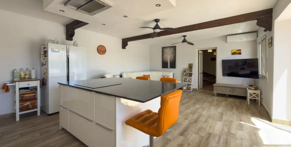 Продажа  отдельно стоящей виллы в Coín 39