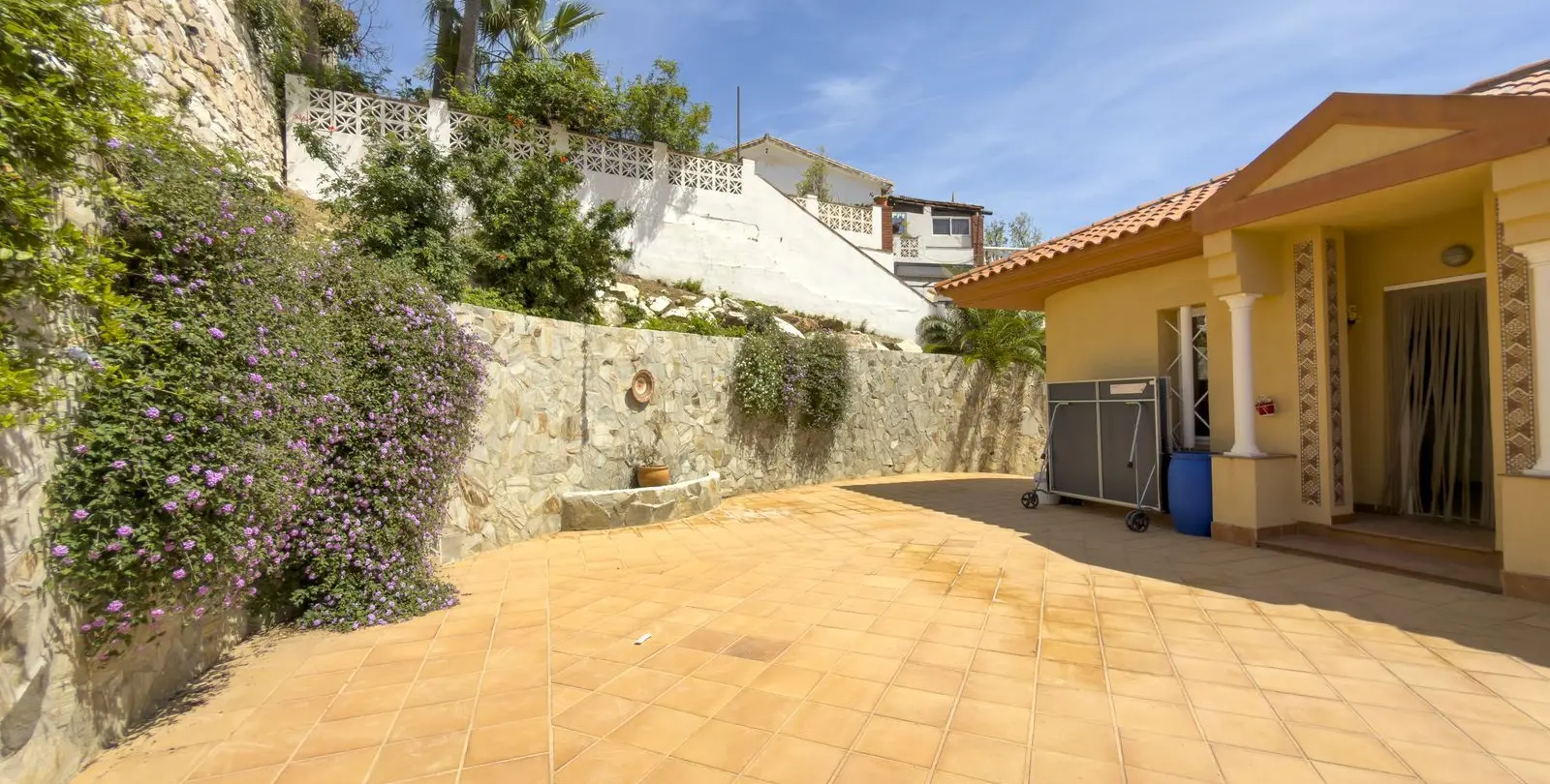 Venta de villa independiente en Coín 5