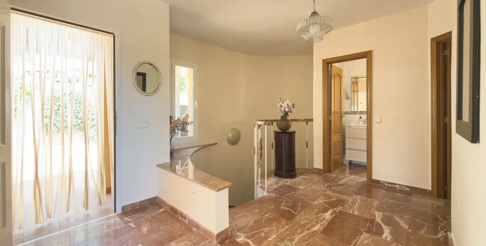 Venta de villa independiente en Coín 23