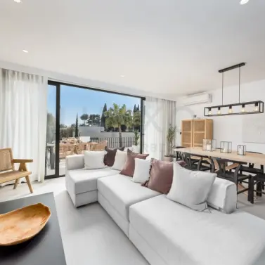 Venta de adosado en Nueva Andalucía