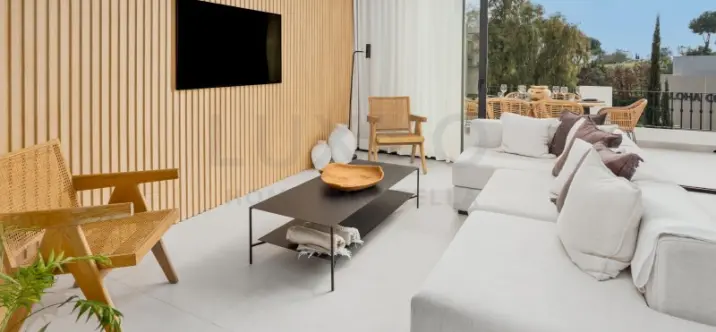 Venta de adosado en Nueva Andalucía 2