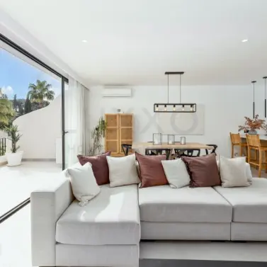 Venta de adosado en Nueva Andalucía