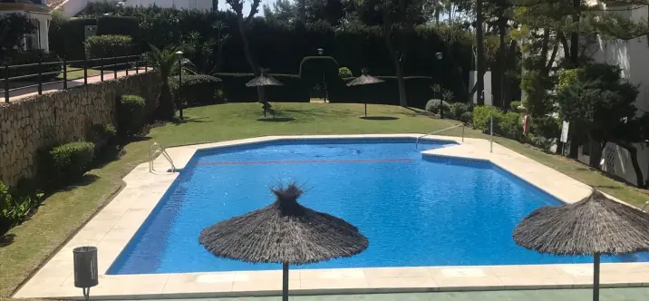 Long-term rent of penthouse duplex in Estepona 1