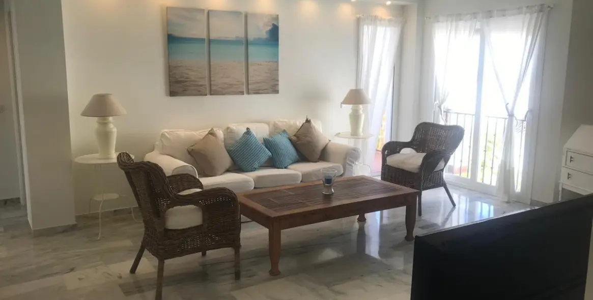 Long-term rent of penthouse duplex in Estepona 3