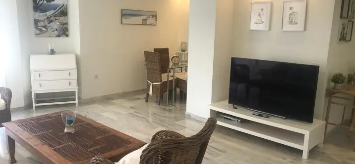 Long-term rent of penthouse duplex in Estepona 4