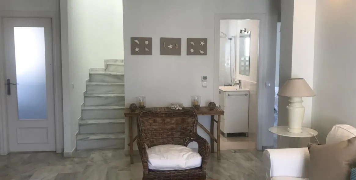 Long-term rent of penthouse duplex in Estepona 7