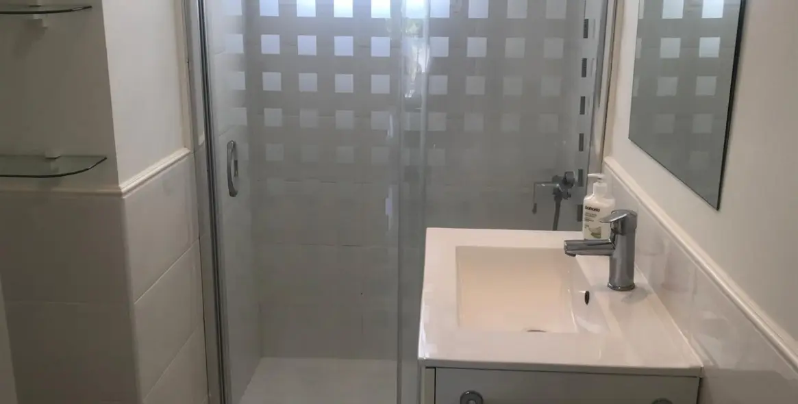 Long-term rent of penthouse duplex in Estepona 15