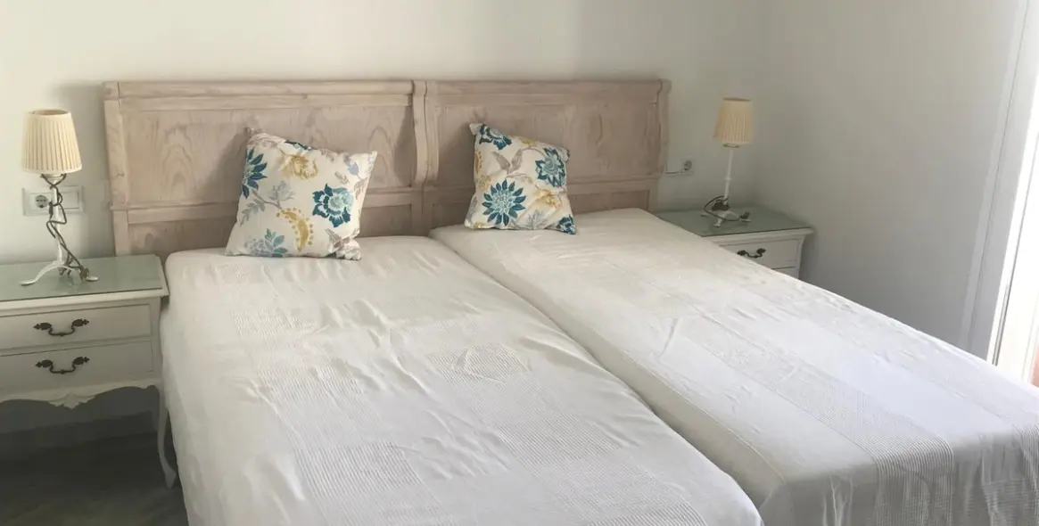 Long-term rent of penthouse duplex in Estepona 16