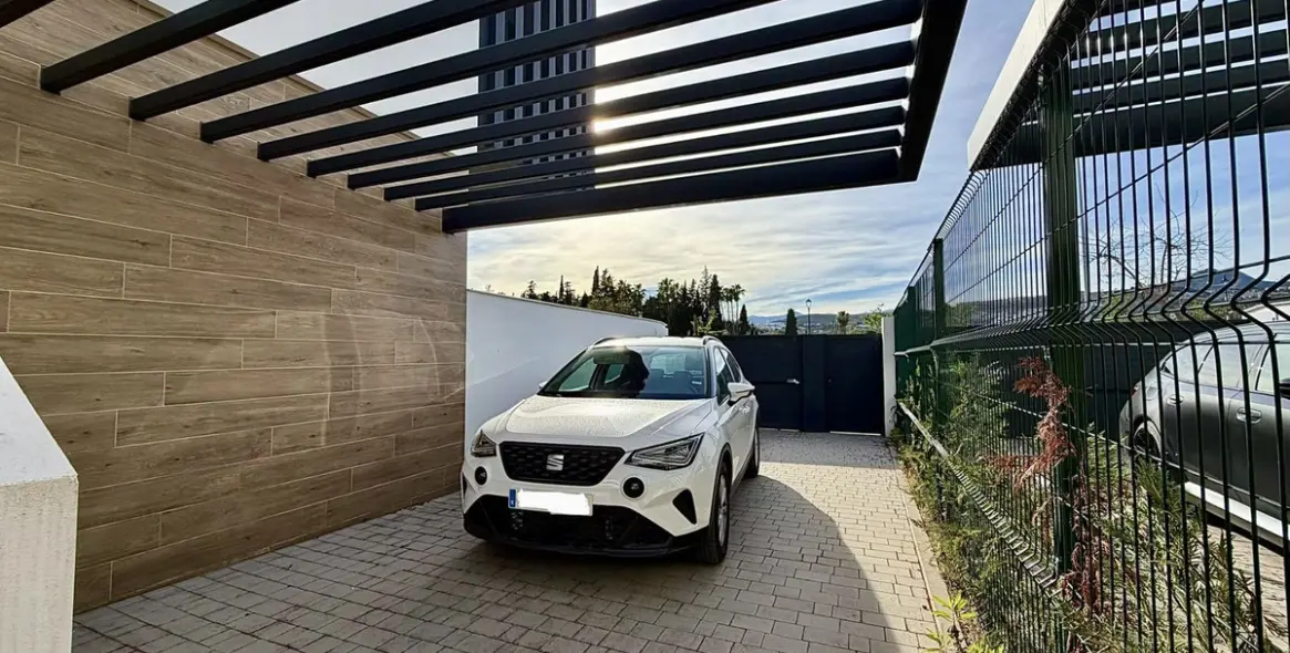 Alquiler a largo plazo de casa pareada en Estepona 4