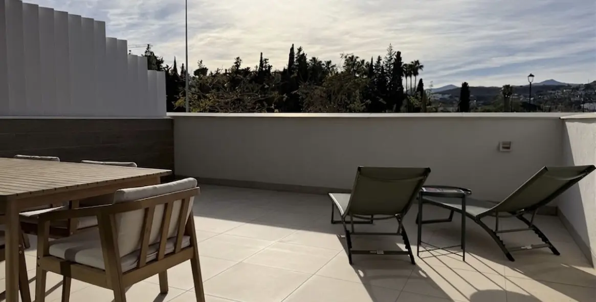 Alquiler a largo plazo de casa pareada en Estepona 17