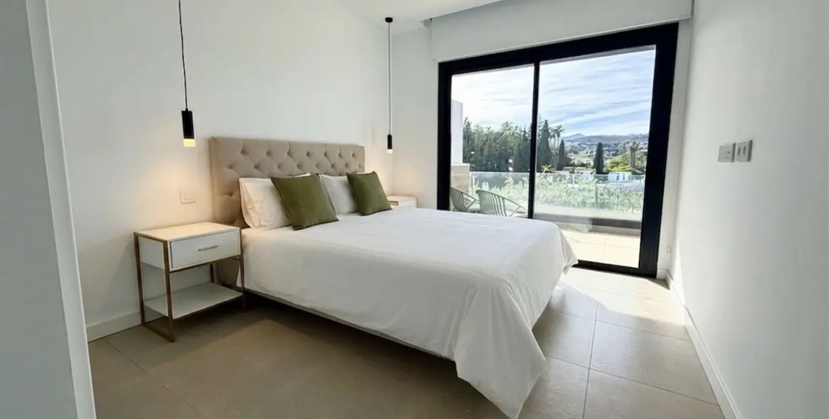 Alquiler a largo plazo de casa pareada en Estepona 21