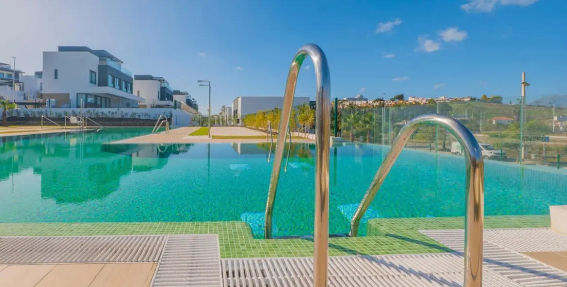 Alquiler a largo plazo de casa pareada en Estepona 34