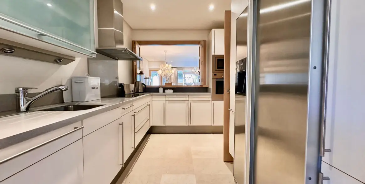 Long-term rent of middle floor apartment in Sierra Blanca 18