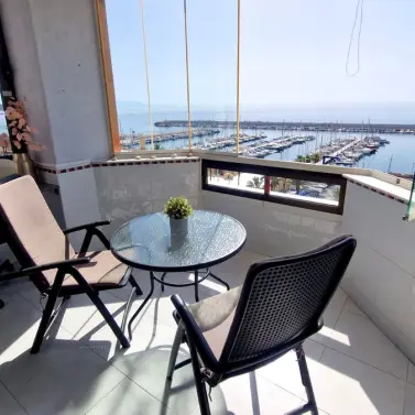 Продажа апартаментов на среднем этаже в Fuengirola