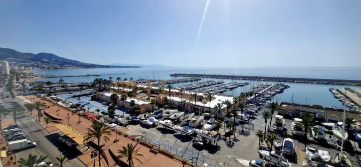 Продажа апартаментов на среднем этаже в Fuengirola 1