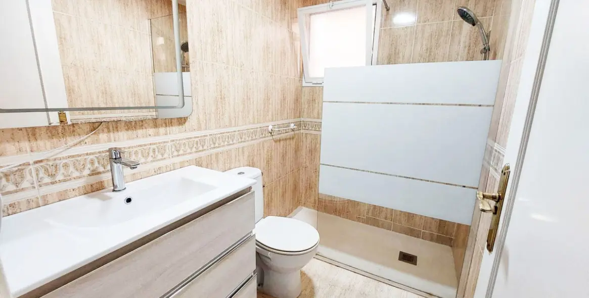 Продажа апартаментов на среднем этаже в Torremolinos 22