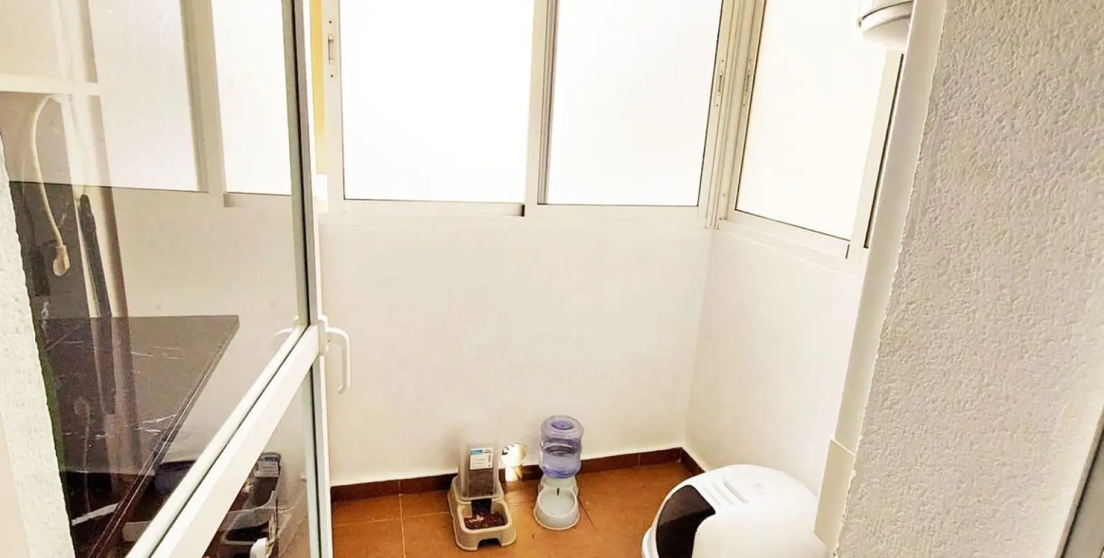 Sale of middle floor apartment in Torremolinos 3