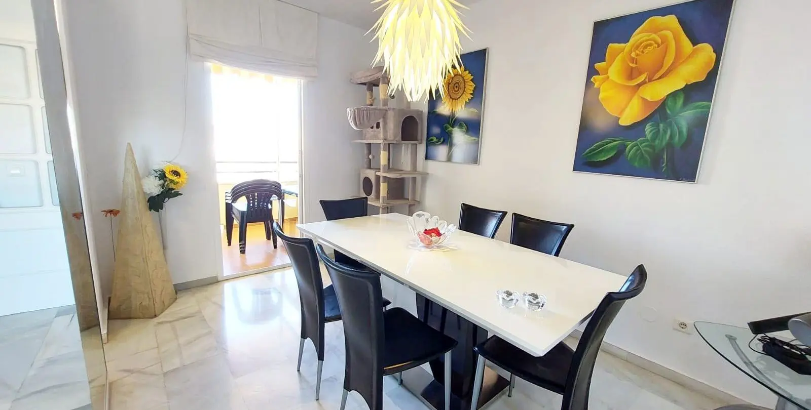 Sale of middle floor apartment in Torremolinos 10