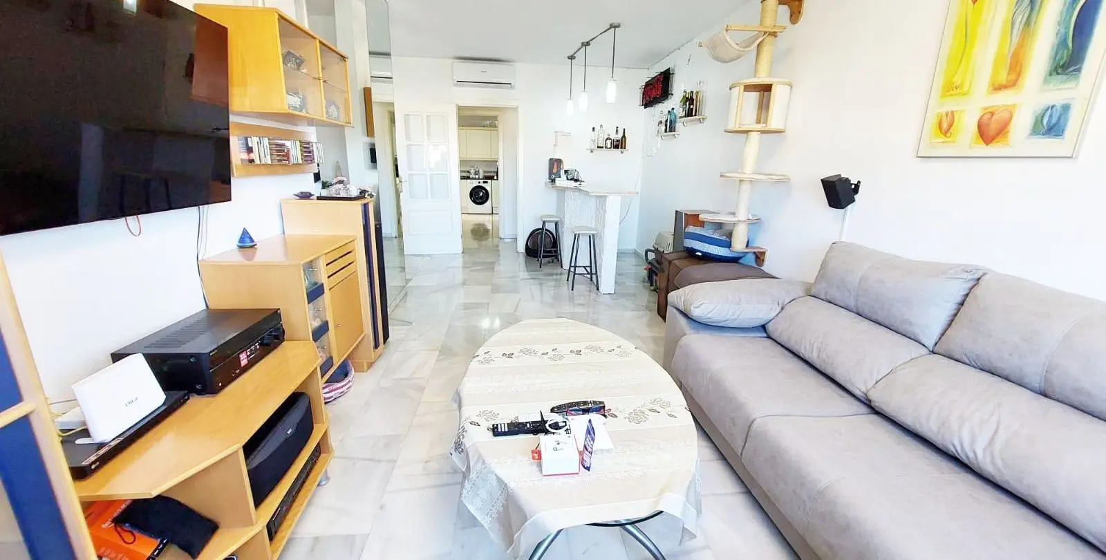 Sale of middle floor apartment in Torremolinos 11