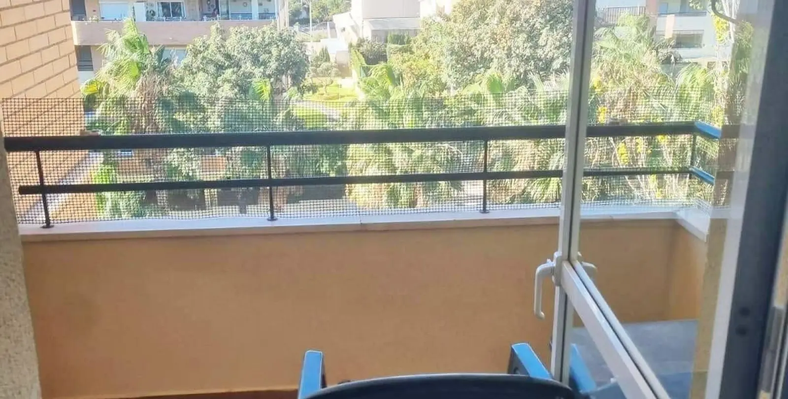 Sale of middle floor apartment in Torremolinos 13