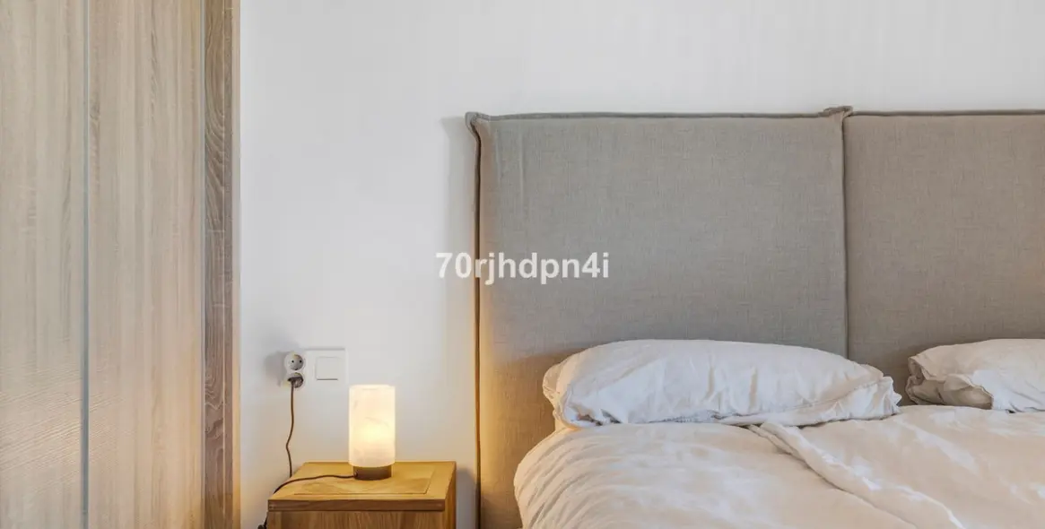 Sale of middle floor apartment in Mijas Costa 17