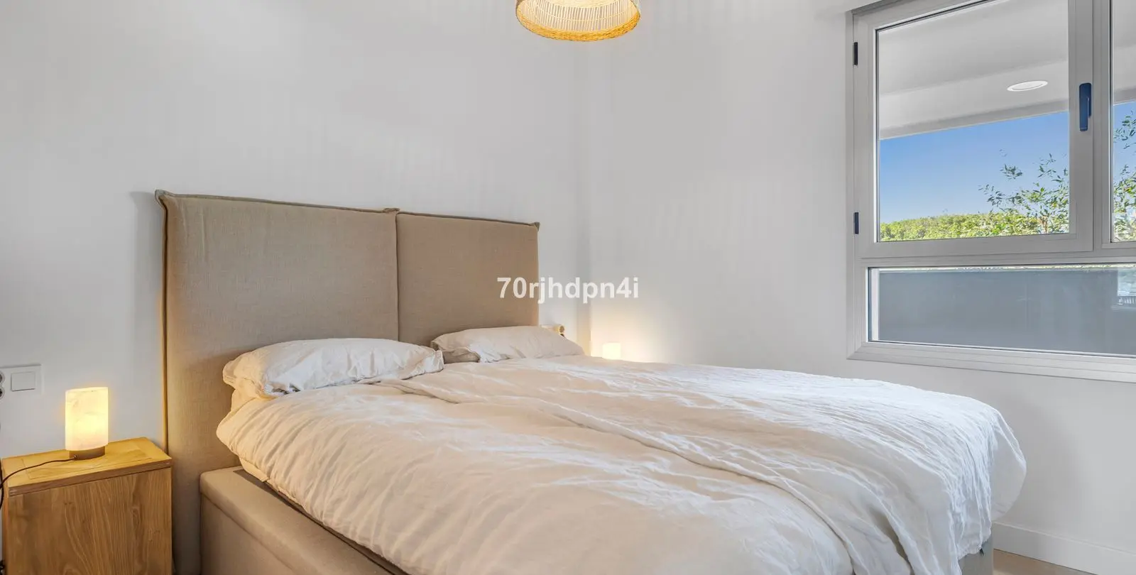 Sale of middle floor apartment in Mijas 19