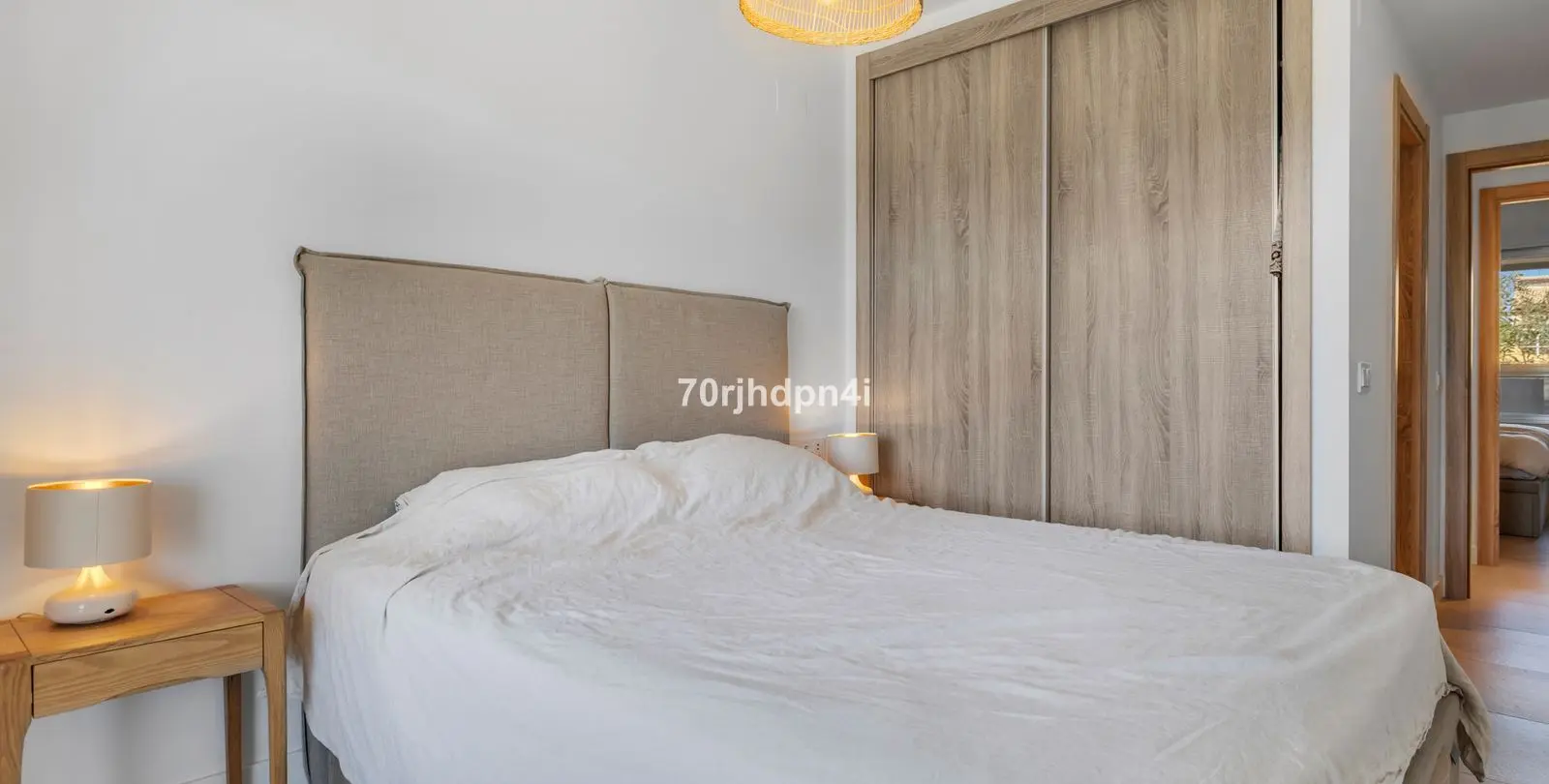 Sale of middle floor apartment in Mijas 26