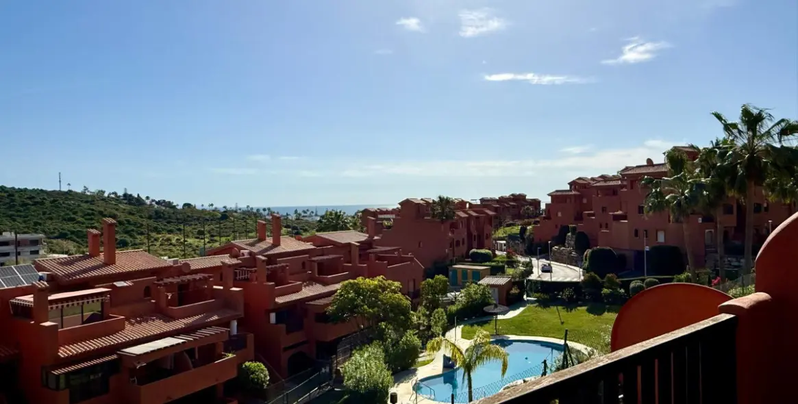 Продажа двухуровневого пентхауса в Estepona 49