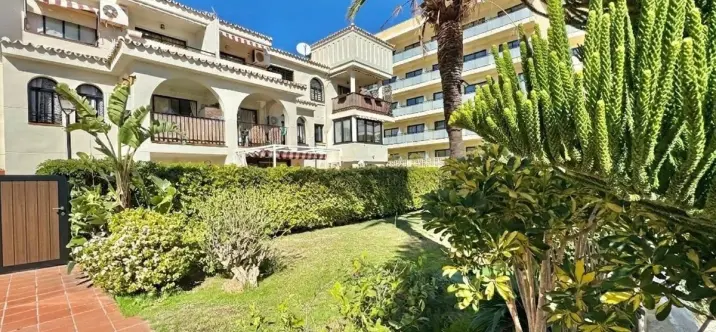 Sale of ground floor apartment in Los Alamos 0