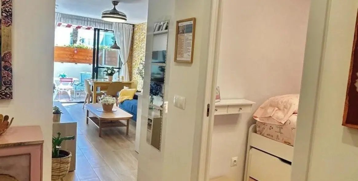Sale of ground floor apartment in Los Alamos 31