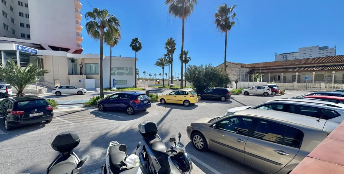 Sale of ground floor apartment in Los Alamos 46
